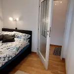 Zum Wohlfuehlen Beruflich Und Privat Appartement