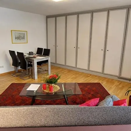 아파트 Zum Wohlfuehlen Beruflich Und Privat *