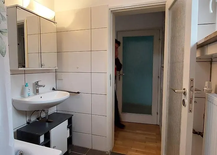 Zum Wohlfuehlen Beruflich Und Privat